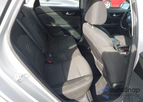 2019 Kia Forte S z USA, uszkodzony, nr VIN 3KPF34AD3KE094198